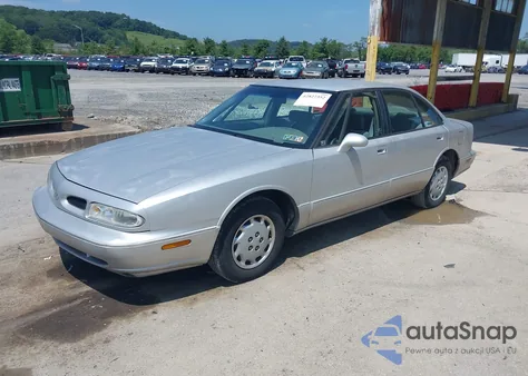 1998 Oldsmobile Eighty-Eight z USA, uszkodzony, nr VIN 1G3HN52K4W4844205